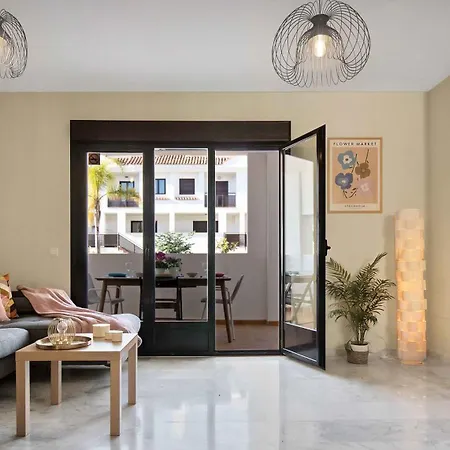 Casa Sur: Spacious And Stylish 3 Bedroom House Mijas