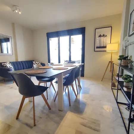 Casa Sur: Spacious And Stylish 3 Bedroom House Holiday home